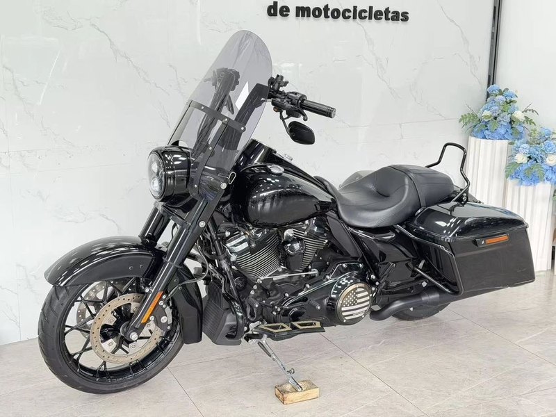 二手哈雷戴维森路王 Road King