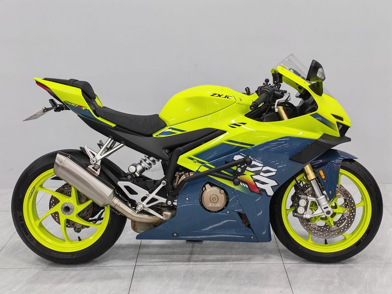 二手张雪机车500RR