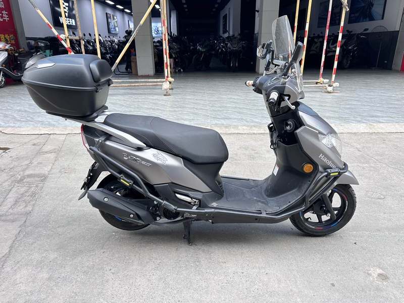 二手豪爵虎鲨VX125