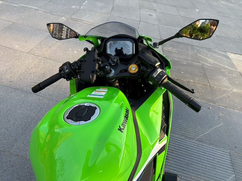 二手川崎ZX-4R