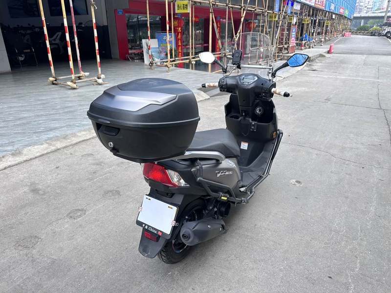 二手豪爵虎鲨VX125