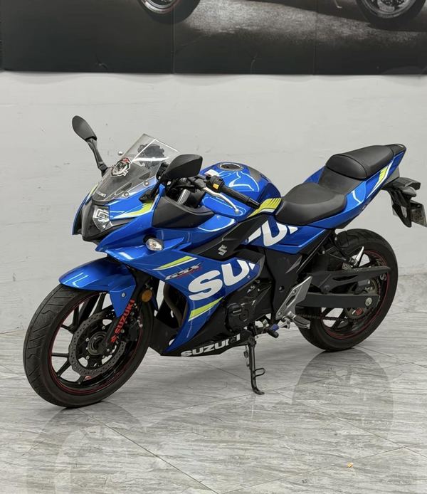 二手豪爵铃木GSX250R