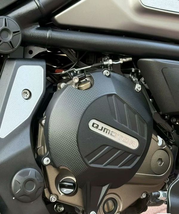 二手QJMOTOR闪700