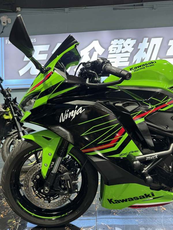 二手川崎ZX-4R
