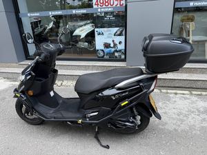 二手豪爵虎鲨VX125