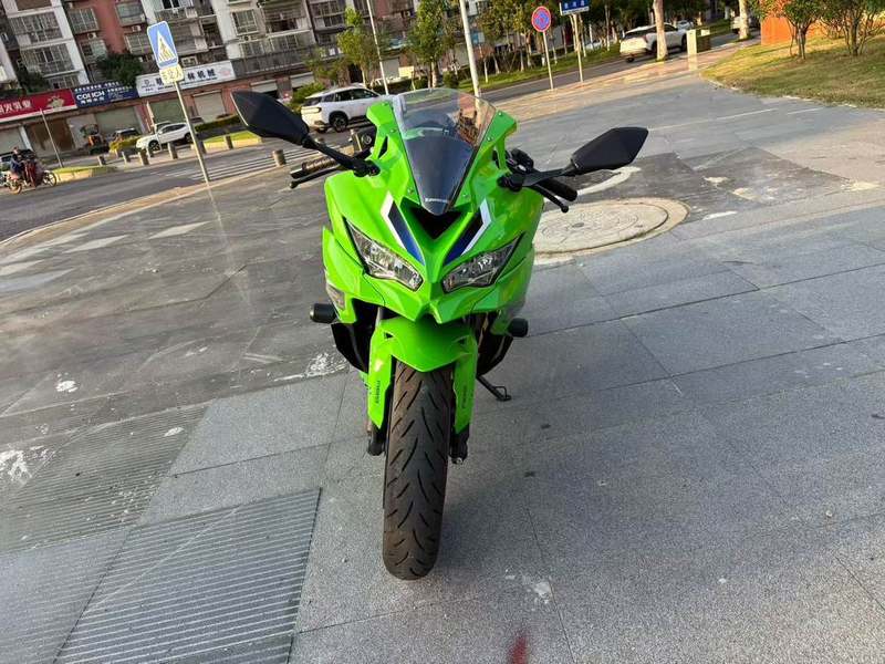 二手川崎ZX-4R