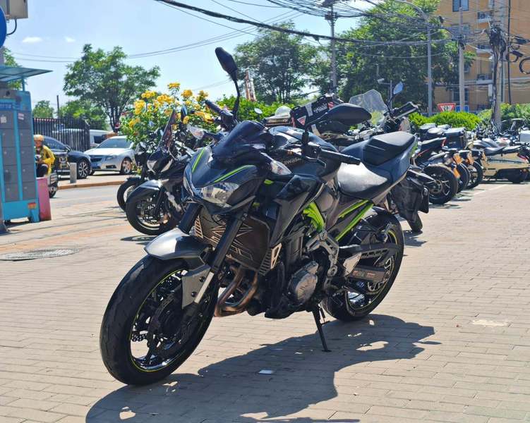 二手川崎Z900