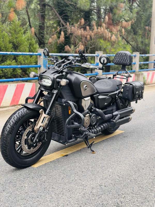 二手QJMOTOR闪600
