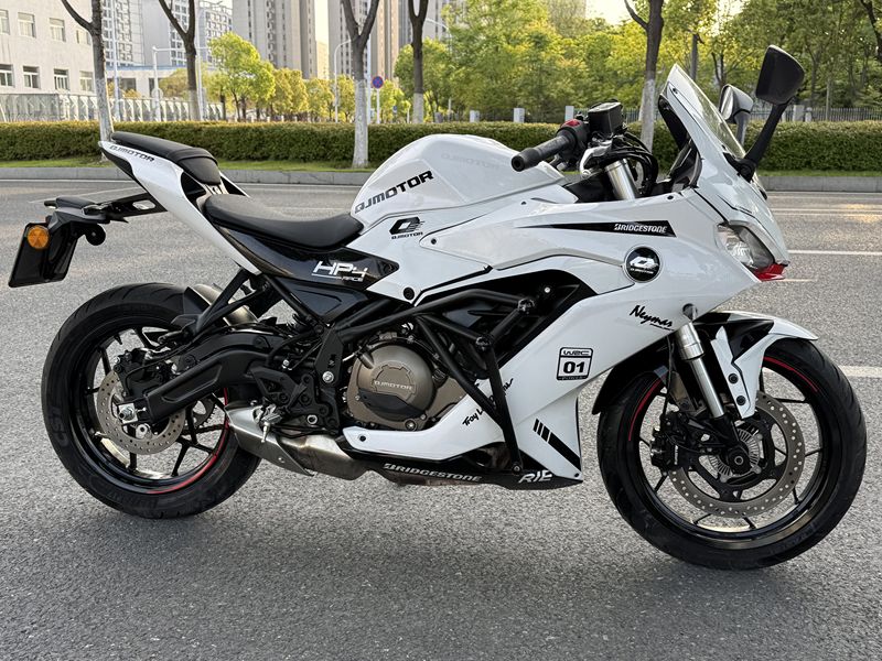 二手QJMOTOR赛250