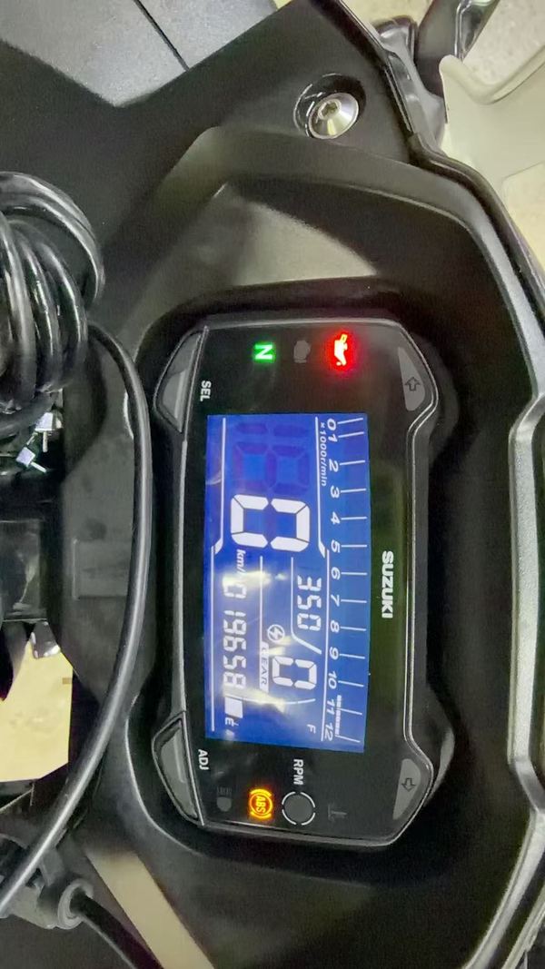 二手豪爵铃木GSX250R