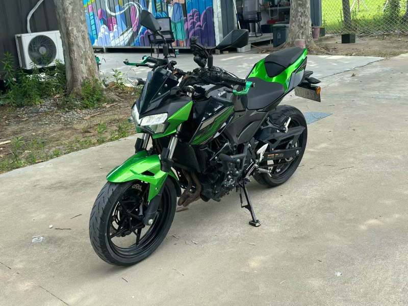 二手川崎Z400