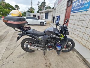 二手五羊本田RR150 幻影