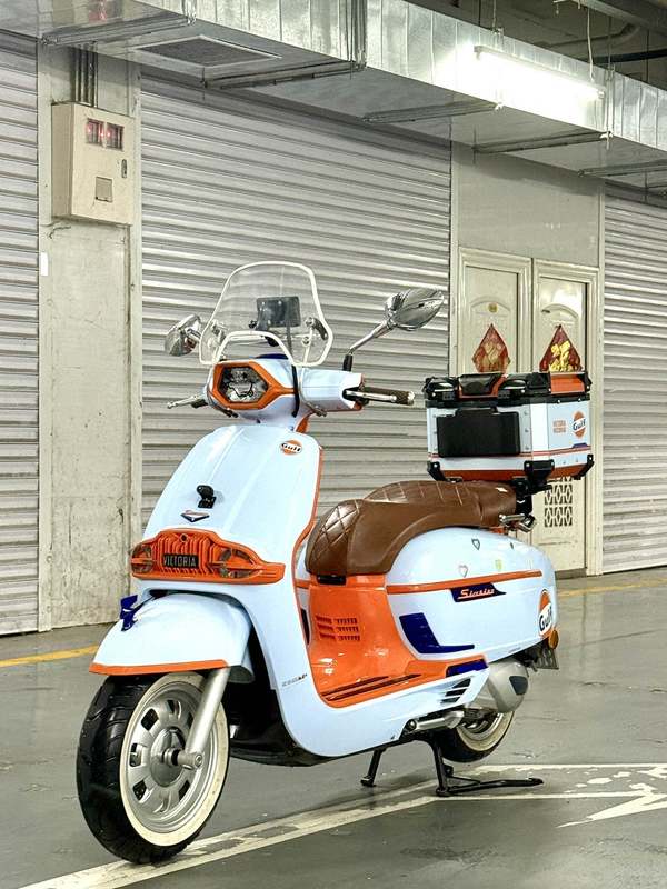 二手维多利亚Sixties 250Si