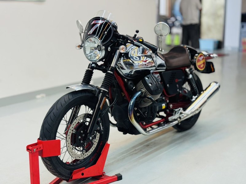 二手摩托古兹V7 II RACER