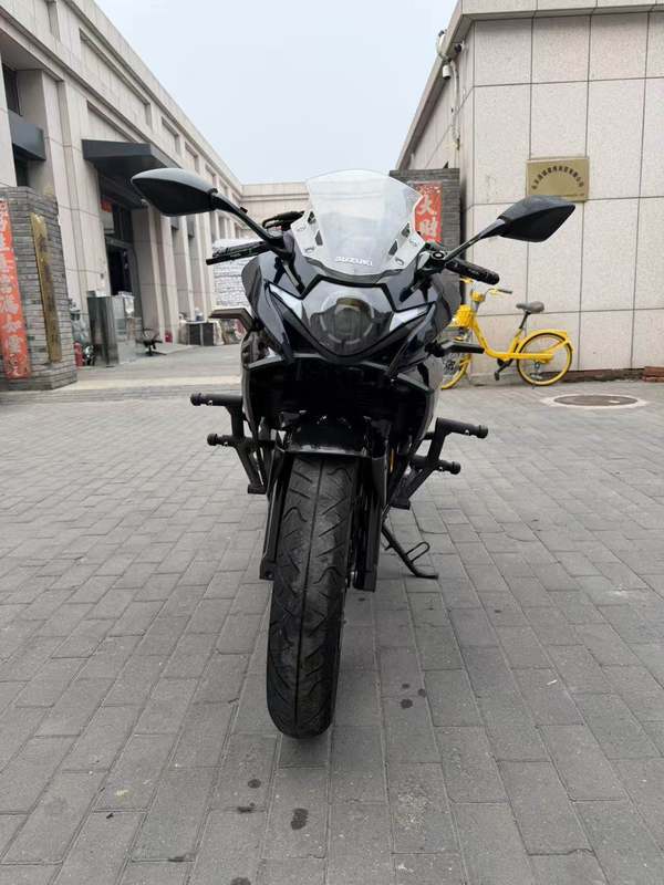 二手豪爵铃木GSX250R