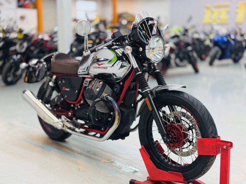 二手摩托古兹V7 II RACER