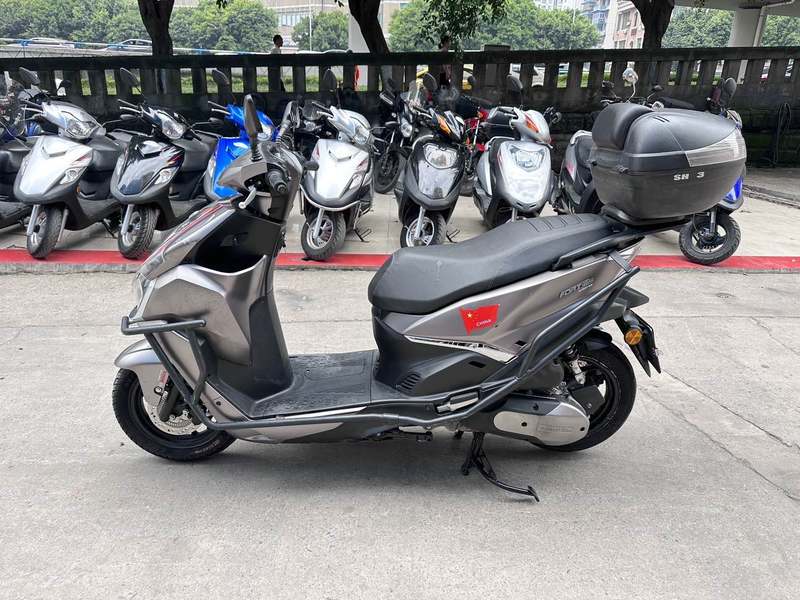 二手QJMOTOR鸿150RS