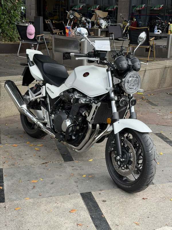 二手本田CB1300 Super Four