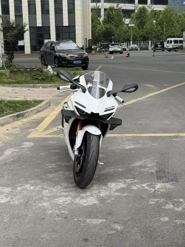 二手张雪机车500RR