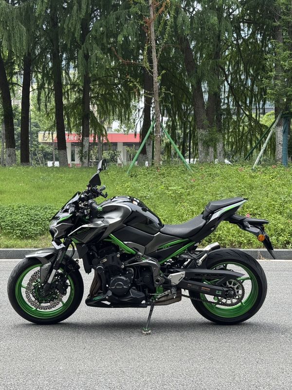二手川崎Z900