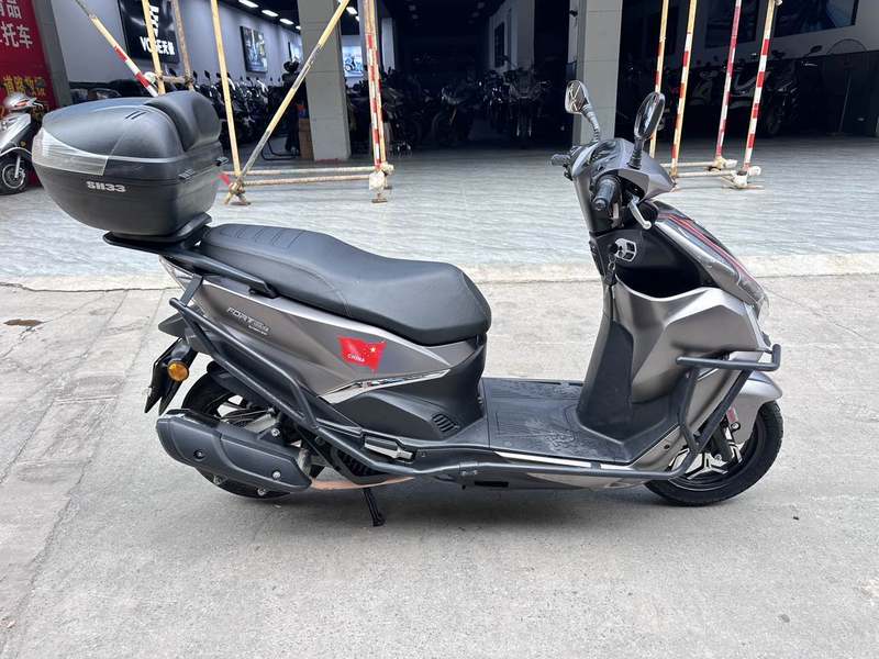 二手QJMOTOR鸿150RS