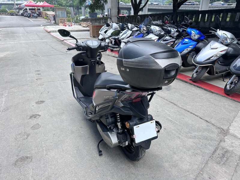 二手QJMOTOR鸿150RS