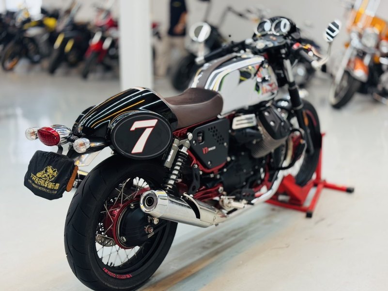 二手摩托古兹V7 II RACER