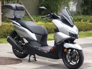 二手五羊本田NWT150