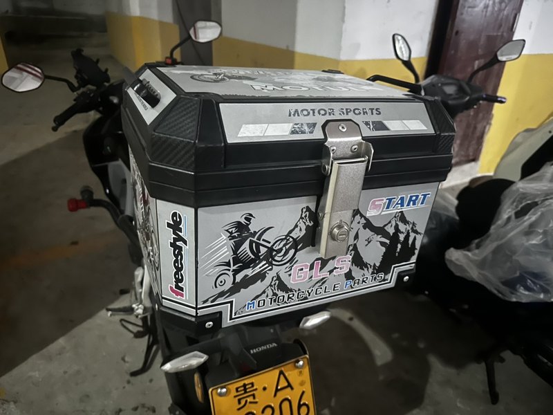 二手五羊本田CB190R 暴锋眼