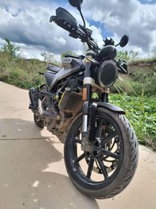 二手HUSQVARNA黑箭 401