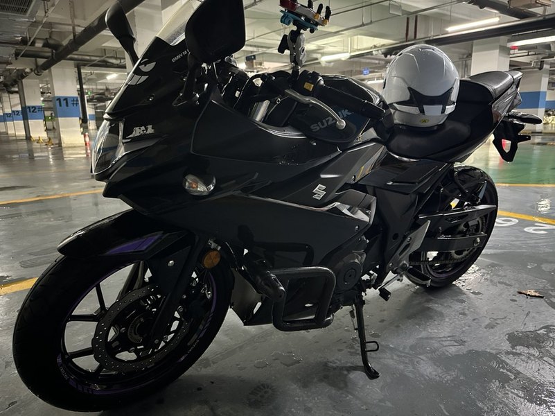 二手豪爵铃木GSX250R