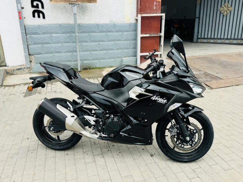 二手川崎Ninja 400