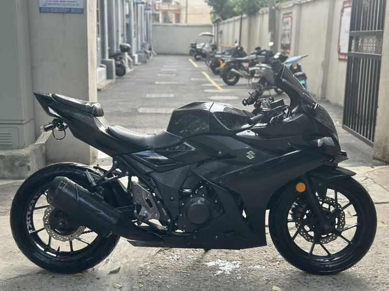 二手豪爵铃木GSX250R