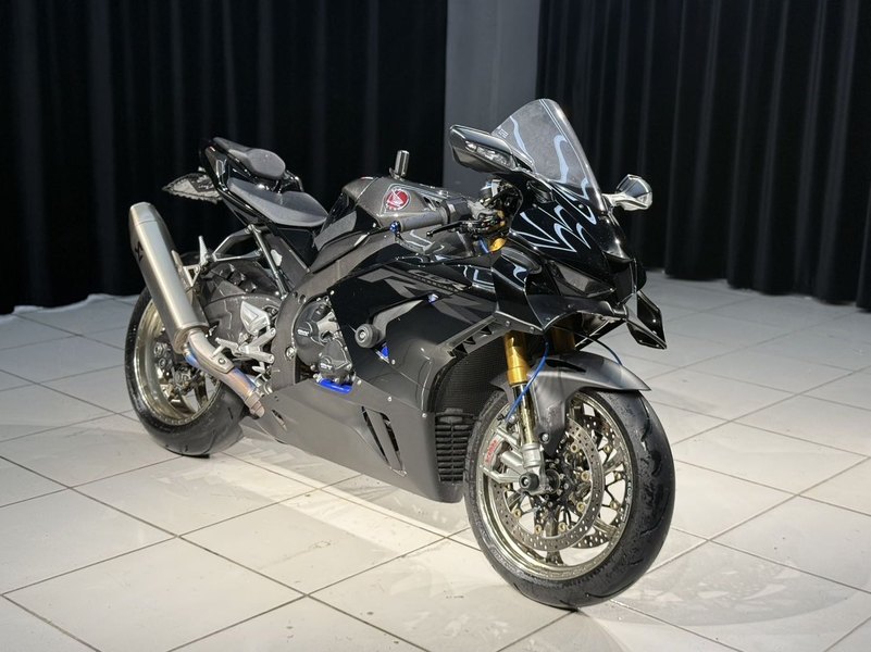 二手本田CBR 1000 RR-R
