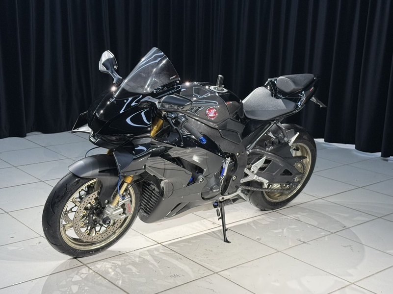 二手本田CBR 1000 RR-R