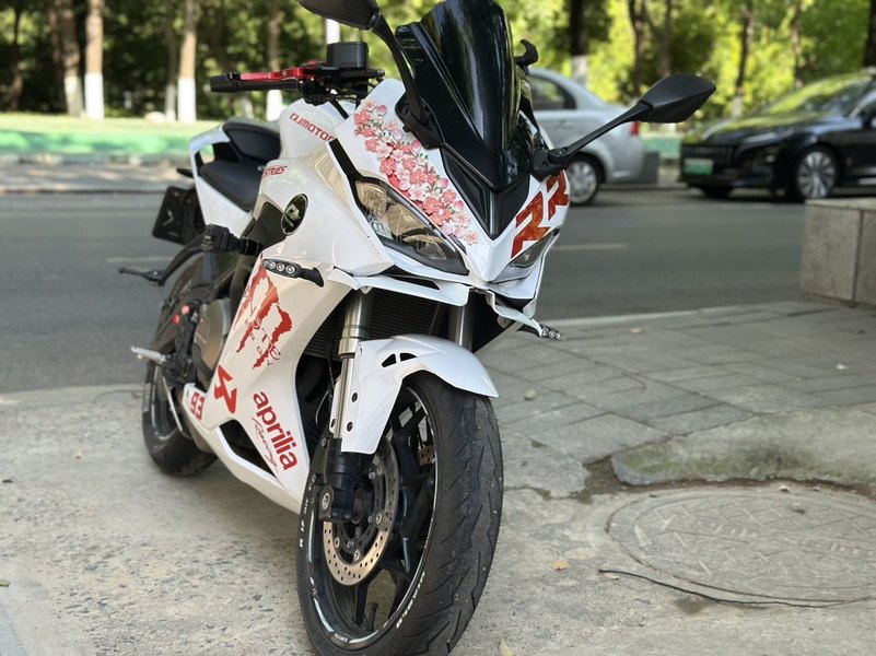 二手QJMOTOR赛350