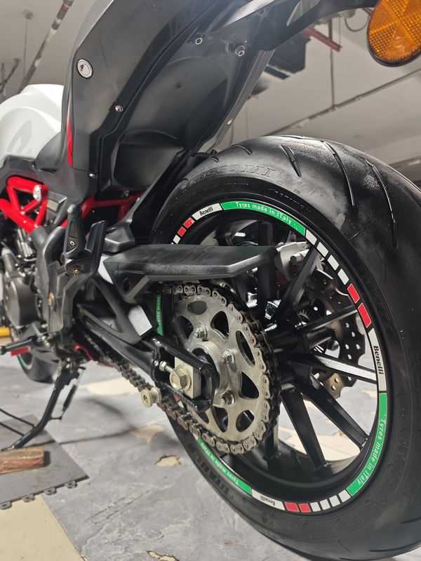 二手贝纳利蓝宝龙 BN302S