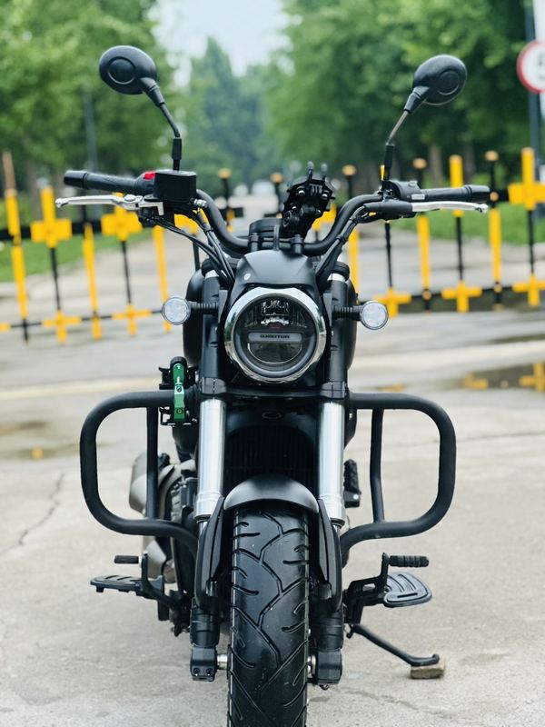 二手QJMOTOR闪300