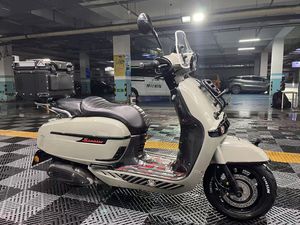 二手维多利亚Sixties 250Si