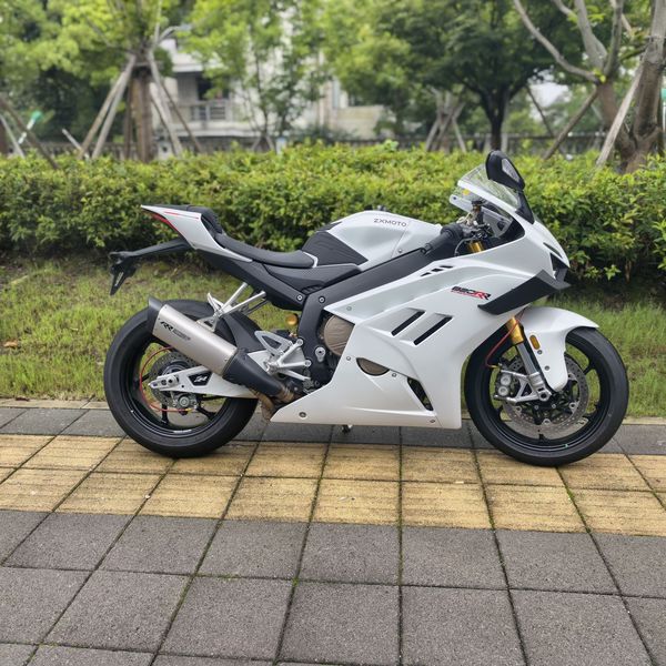 二手张雪机车820RR