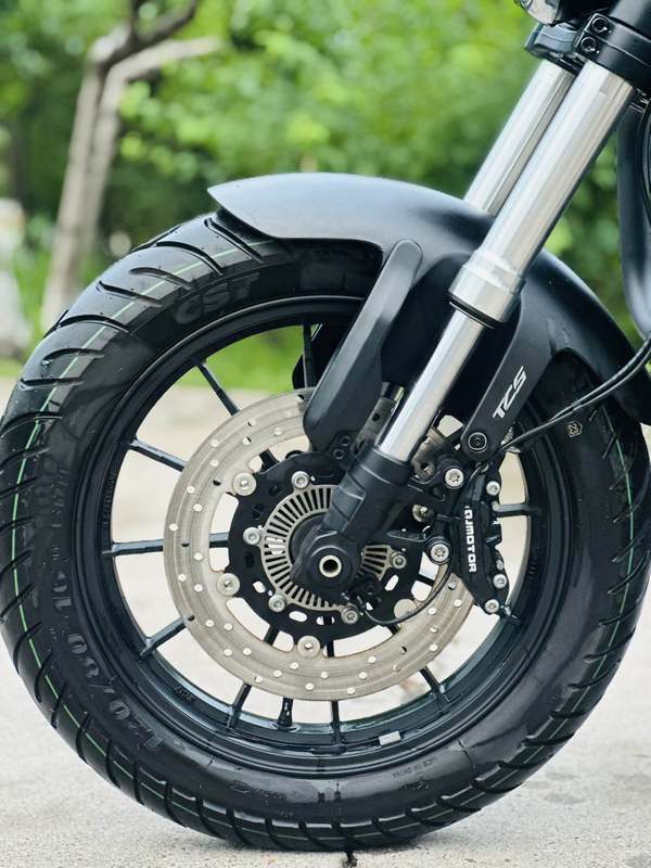 二手QJMOTOR闪300