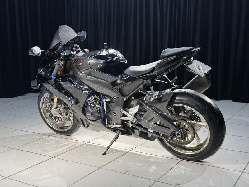 二手本田CBR 1000 RR-R
