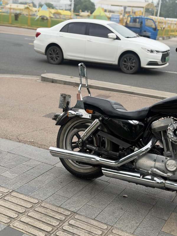 二手哈雷戴维森883L SuperLow