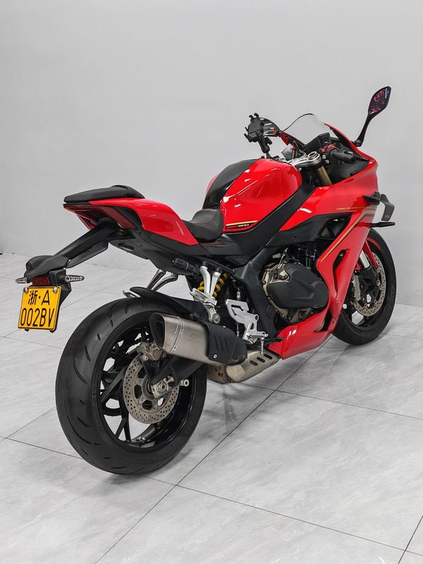 二手QJMOTOR赛800