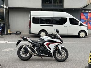 二手本田CBR400R