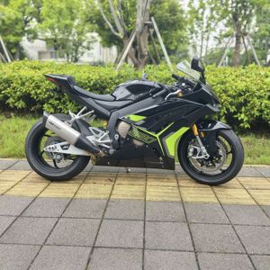 二手张雪机车820RR