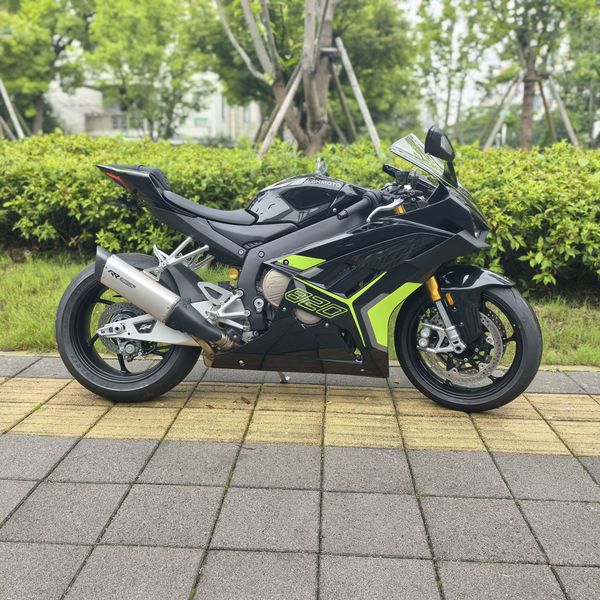 二手张雪机车820RR