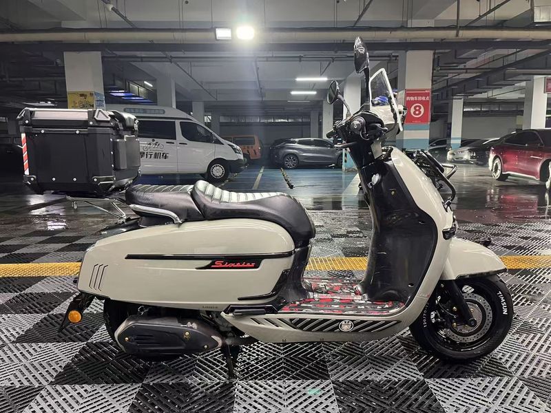 二手维多利亚Sixties 250Si