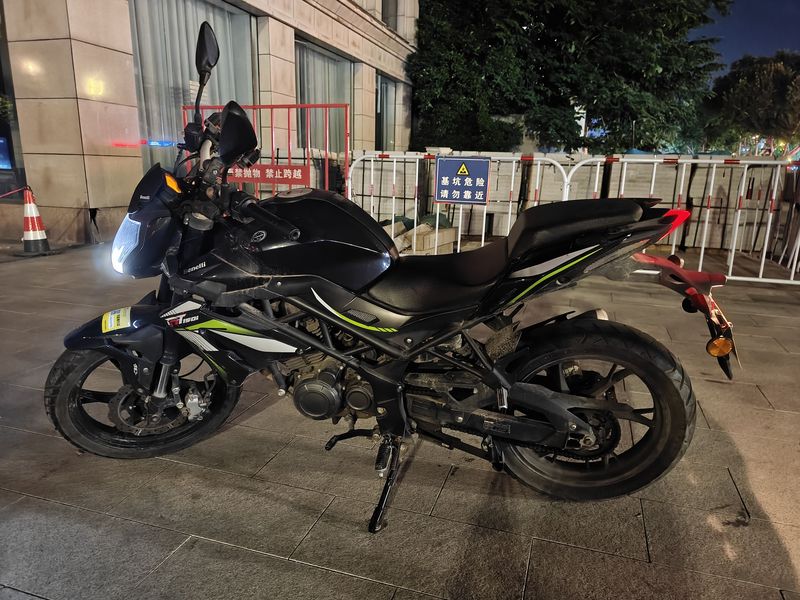 二手贝纳利红宝龙 TNT150i