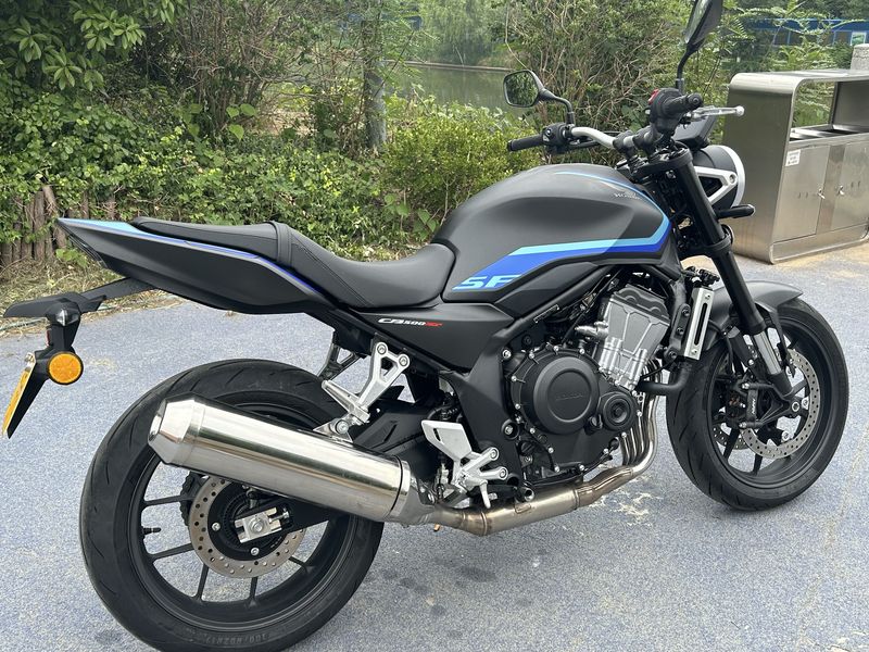 二手本田CB500 Super Four